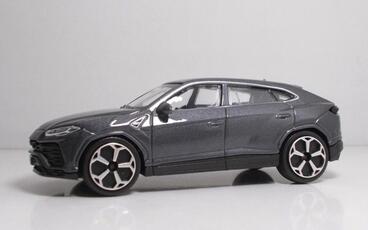 Giocattolo Bburago. Lamborghini Hurus. 1:43 Bburago