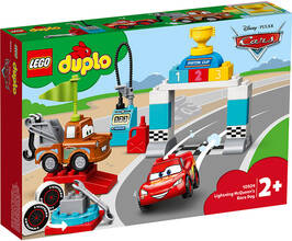 Giocattolo LEGO DUPLO Cars (10924). Il giorno della gara di Saetta McQueen LEGO