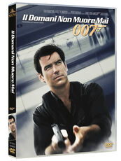 Film Agente 007. Il domani non muore mai Roger Spottiswoode