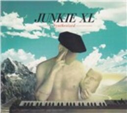 CD Synthesized (Digipack) Junkie XL