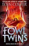 Libro in inglese The Fowl Twins Eoin Colfer