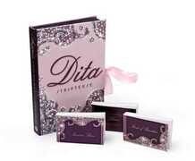 Libro in inglese Dita: Stripteese Dita Von Teese Sheryl Nields