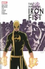 Libro in inglese Immortal Iron Fist: The Complete Collection Volume 1 Ed Brubaker Matt Fraction