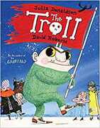 Libro in inglese The Troll Julia Donaldson