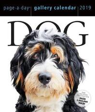 Libro in inglese 2019 Dog Gallery Page-A-Day Gallery Calendar Workman Publishing