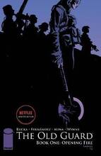 Libro in inglese The Old Guard Book One: Opening Fire Greg Rucka