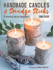 Libro in inglese Handmade Candles and Smudge Sticks: 35 Inspiring Step-by-Step Projects Emma Hardy