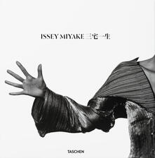 Issey Miyake. Ediz. multilingue.pdf