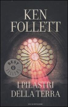 I pilastri della terra.pdf