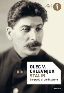 Stalin. Biografia di un dittatore.pdf