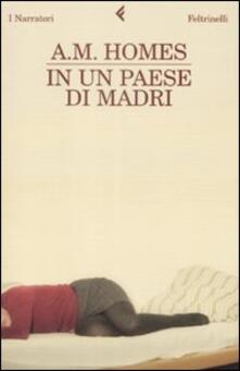 In un paese di madri.pdf