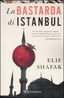 La bastarda di Istanbul.pdf