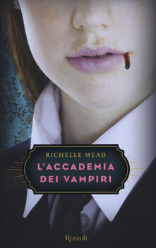 L accademia dei vampiri.pdf