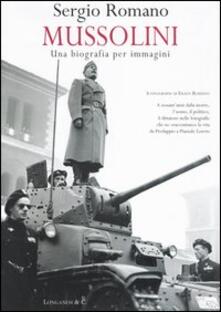Mussolini: una biografia per immagini.pdf