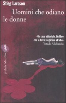 Uomini che odiano le donne. Millennium.pdf