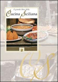 Il grade libro della cucina siciliana.pdf