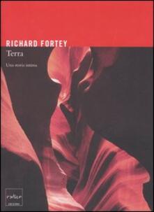 Terra. Una storia intima.pdf
