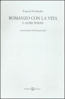 Romanzo con la vita e altre poesie.pdf
